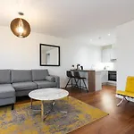 Fernbank One Apartmán