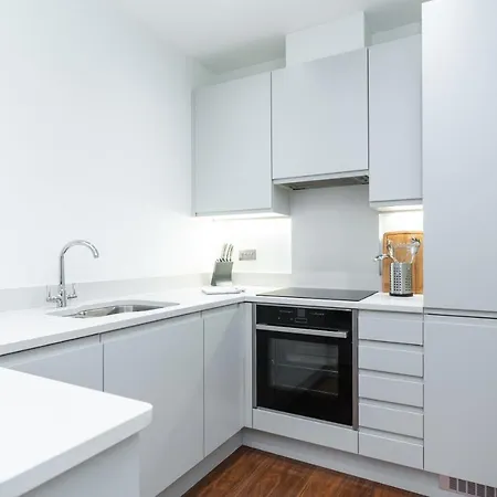 Apartment Fernbank One